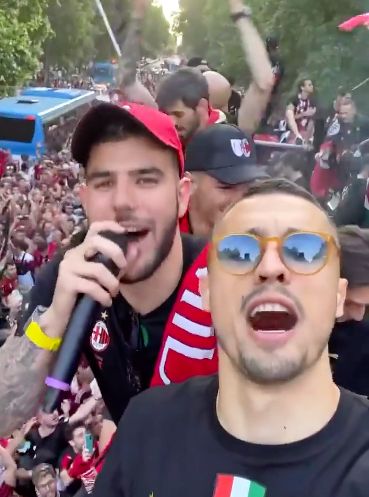 教练团队需 教练团队需